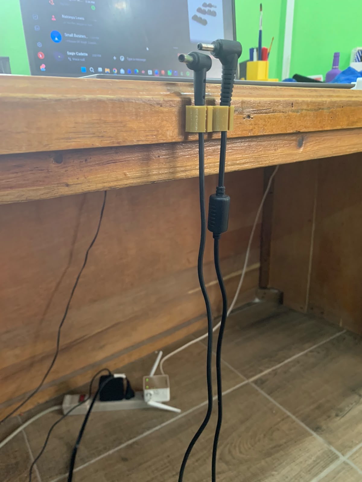 Wire Holder Set - Image 5