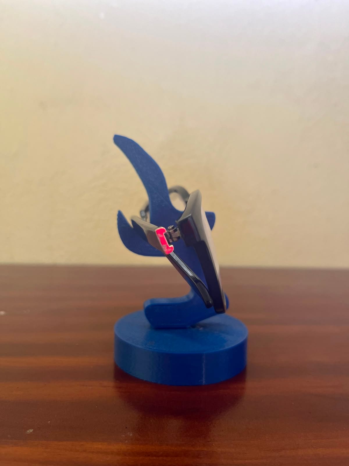 Glasses Holder - Image 3
